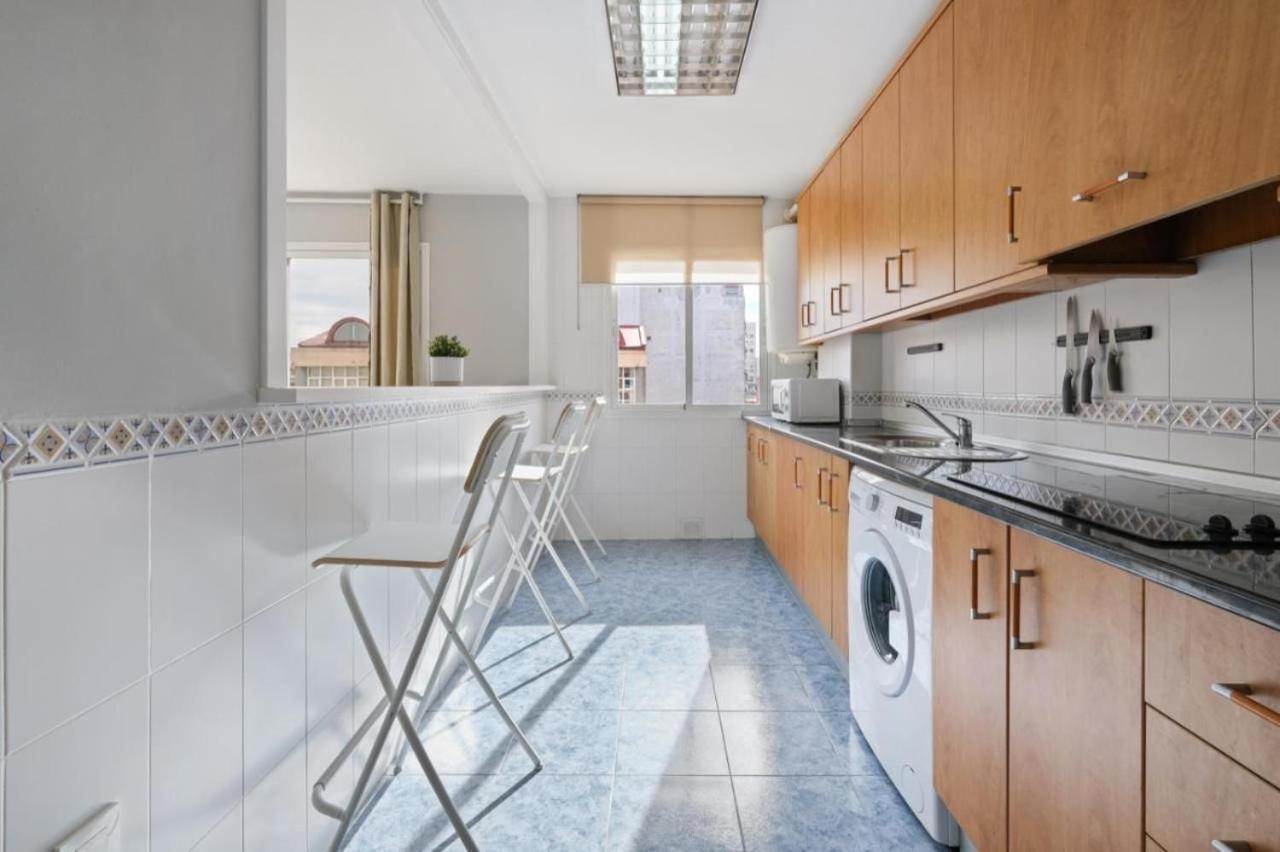 Apartamento En Calle Cuarteles De Dos Habitaciones Malaga Exterior photo