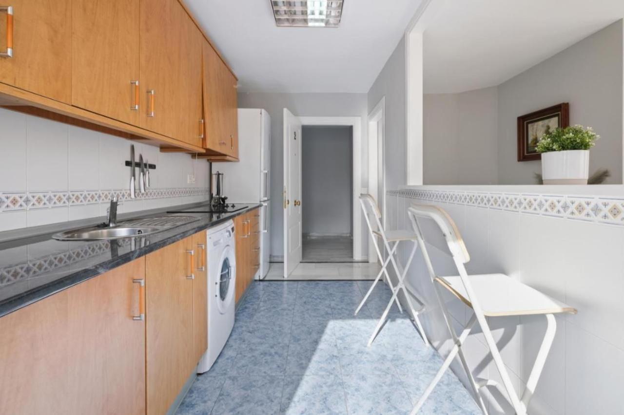 Apartamento En Calle Cuarteles De Dos Habitaciones Malaga Exterior photo